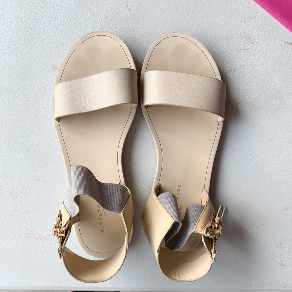 Kenneth Cole Sandals